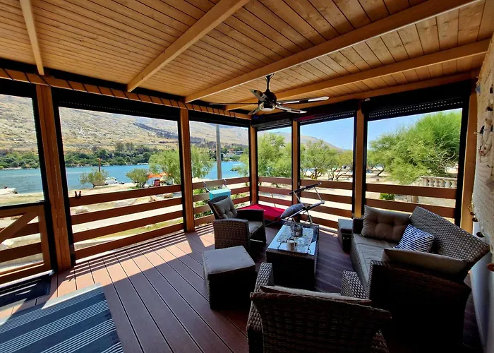 Luxmobil Сasa de vacaciones Grebaštica